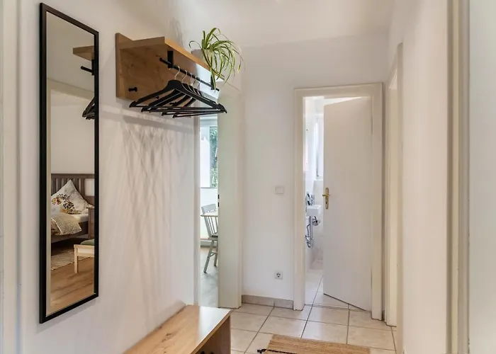 Hubert Apartment *